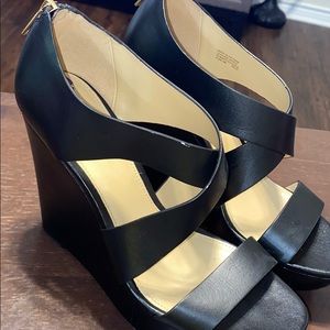 MICHAEL KORS black wedges for sell‼️‼️‼️